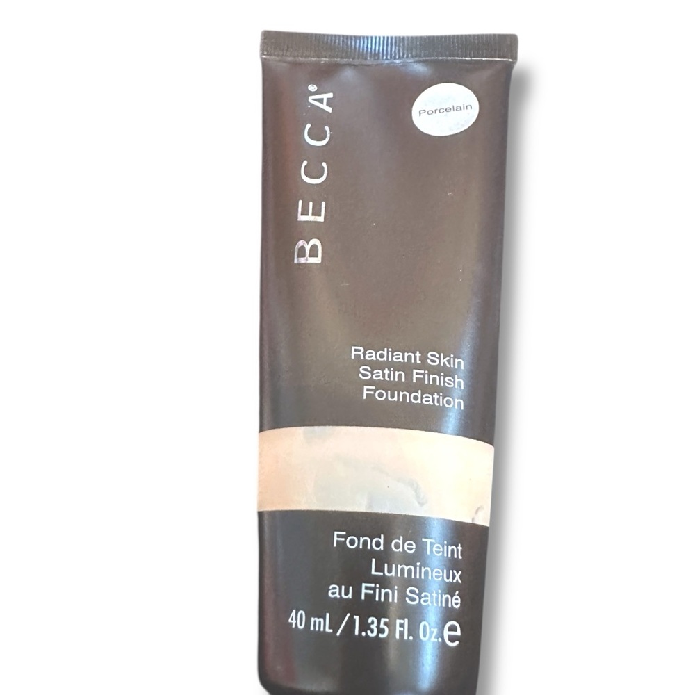 Becca Radiant Skin Satin Finish Foundation in the shade Porcelain NIB SEALED